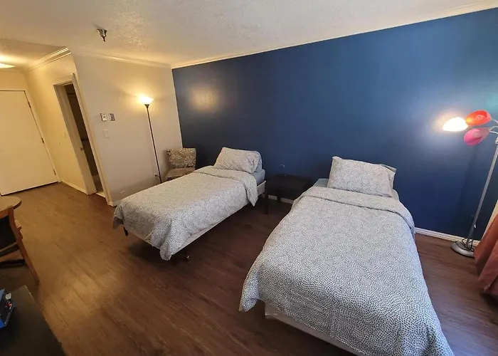 Lovely Double Bed Unit